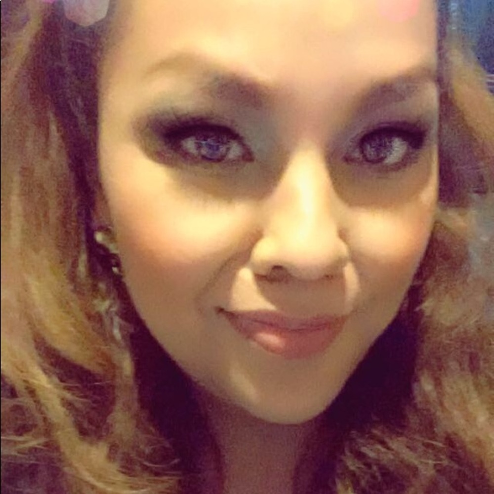 Meet your Posher, Jimena